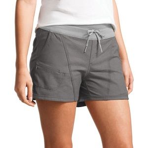 The North Face / Shorts